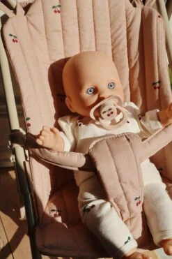 Poussette Pour Poupée - Cherry Blush -Konges Sløjd®. Soldes Boutique FLAT KS3902 P00009 KS101502 S45064 1 250908101724