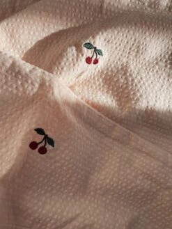 Parure De Lit Junior 100x140 - Light Rose -Konges Sløjd®. Soldes Boutique MOOD KS100640 S30031 KS100641 S30031 KS100642 S30031 2 240709105635 c385d582 4cd6 4304 b167 6ea271bf5179