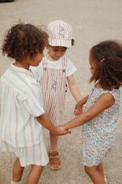 Haut Voila - Evergreen -Konges Sløjd®. Soldes Boutique MOOD KS103034 P05066 KS103178 S00005 KS103073 P25002 6 240822090707 6c3be644 612e 45b5 8731 d288ab88f8ac