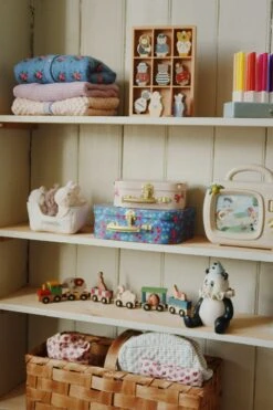 Pack 2 Valisettes - Go Bananas -Konges Sløjd®. Soldes Boutique MOOD KS103651 P99068 KS104059 S45064 KS103934 P00038 1 250729073312 63817341 5867 4f84 bb84 3fba5cc90b87