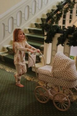 Landau Poupée Minnie - Verona Blues -Konges Sløjd®. Soldes Boutique MOOD KS104214 P10113 KS104375 P00105 2 250923092419 5d756009 3063 4bc6 a626 c83381cc0f7e