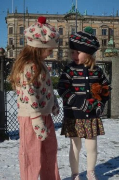 Cardigan Belou - Rose -Konges Sløjd®. Soldes Boutique MOOD KS104226 S30058 KS104224 S30058 KS104224 P15036 2 250923092335