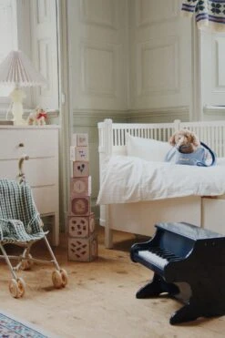 Poussette Poupée Cheeky - Smoke Pine Check -Konges Sløjd®. Soldes Boutique MOOD KS104250 P40019 KS104434 S45064 KS104399 S15005 1 250923092305 279d3ab0 35aa 4877 a27c 77f06f23f263