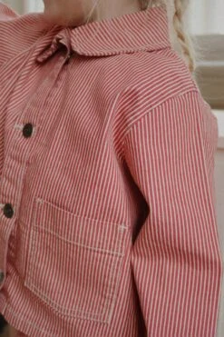 Surchemise Luc - Milk Rouge Stripe -Konges Sløjd®. Soldes Boutique MOOD KS104352 P25119 1 250923092041