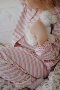 Bébés Animaux - White Dog -Konges Sløjd®. Soldes Boutique MOOD KS104400 P25070 KS103833 P00105 KS104205 S00072 3 250923092001 994f7c4a 2794 4ddc 9d09 5082b5d2f7a0