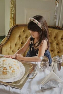 Serre-tête - Cherry -Konges Sløjd®. Soldes Boutique MOOD KS104470 P30060 KS104219 P00005 4 250923091858 3b266d40 e46d 4ca1 84dd 9943d8456aea